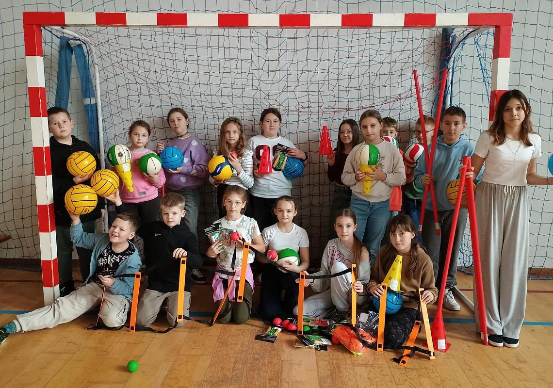 Sprzęt sportowy dla szkoły