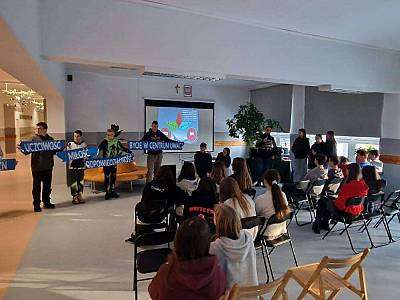 Archipelag Skarbów – ważna podróż młodych ludzi.