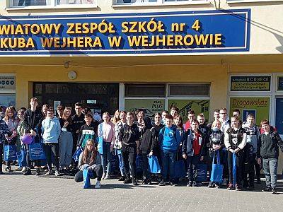Uczniowie klasy VIII w Wejherowie