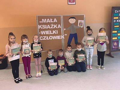 WYPRAWKA CZYTELNICZA DLA PIERWSZAKA PT. „MAŁA KSIĄŻKA – WIELKI CZŁOWIEK”