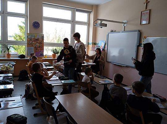 Światowy dzień życzliwości i pozdrowień
