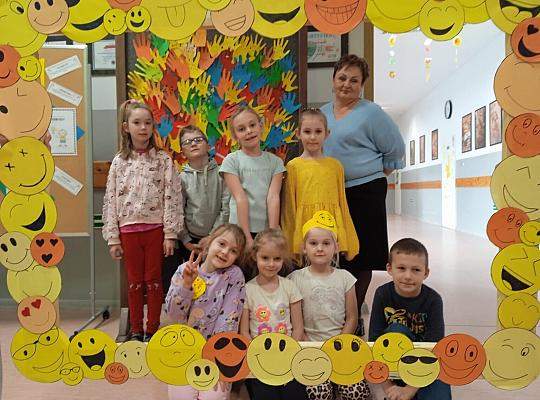 Światowy dzień życzliwości i pozdrowień