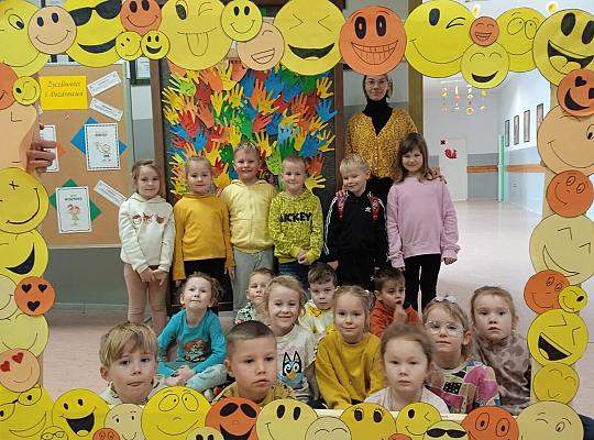 Światowy dzień życzliwości i pozdrowień