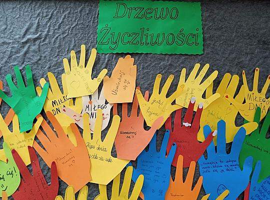 Światowy dzień życzliwości i pozdrowień