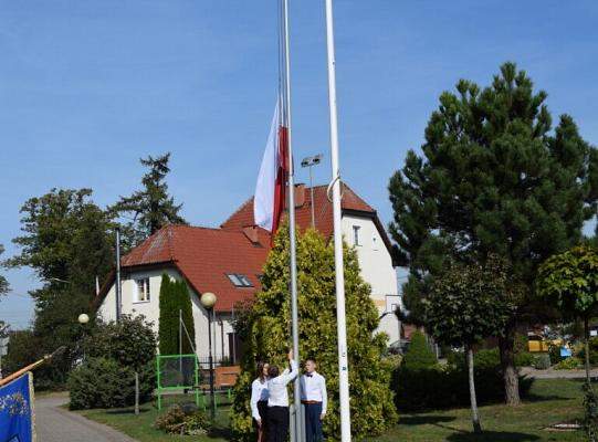 80. rocznica śmierci Bolesława Formeli w Szkole Podstawowej w Strzepczu