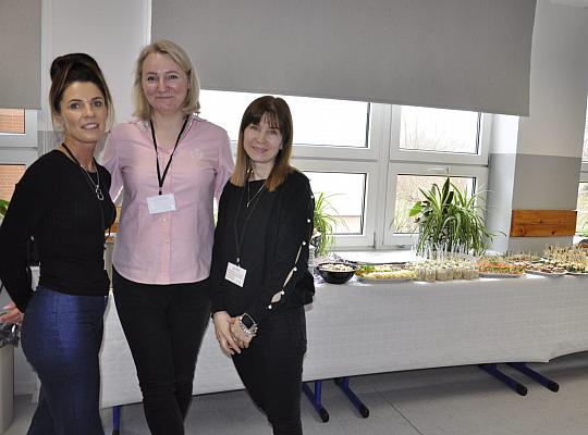 Grafika #4: Kiermasz świąteczny