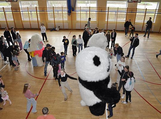 Grafika #7: Kiermasz świąteczny