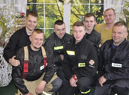 Grafika #12: Kiermasz świąteczny