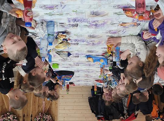 Grafika #6: W Leśnej Łączce w Gowidlinie