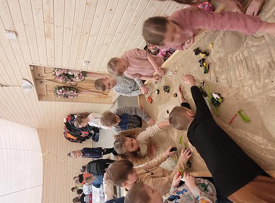 Grafika #13: W Leśnej Łączce w Gowidlinie