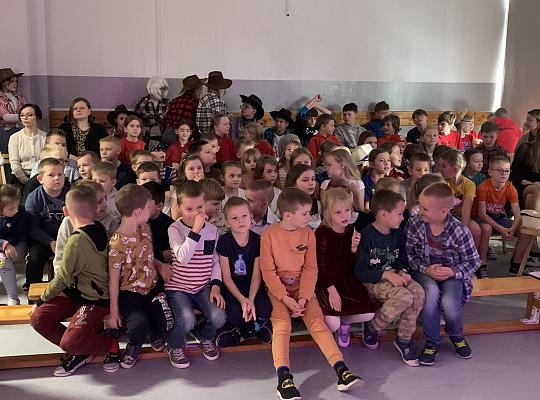 Grafika #6: Dzień językowy