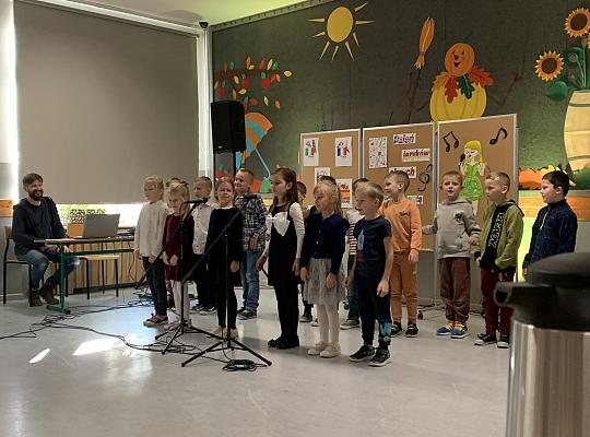 Grafika #22: Dzień językowy