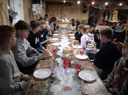 Grafika #5: Nasi uczniowie w Zagrodzie Edukacyjnej pod Lipą