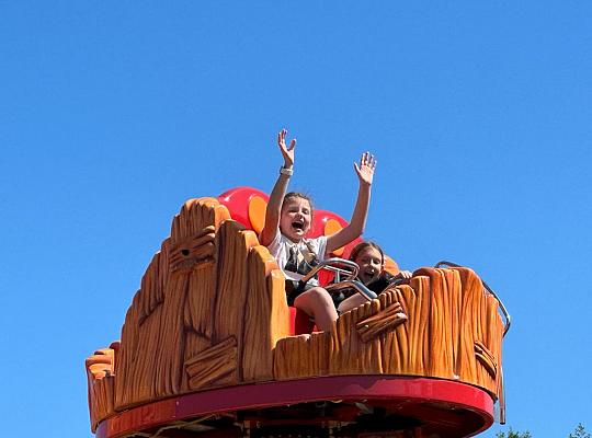 Grafika #1: Wycieczka uczniów klasy I, II i III