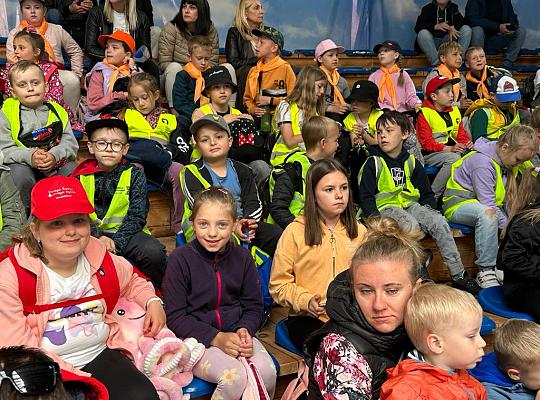 Grafika #3: Wycieczka uczniów klasy I, II i III