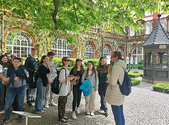 Grafika #8: Wycieczka szkolna – Karkonosze i Wrocław