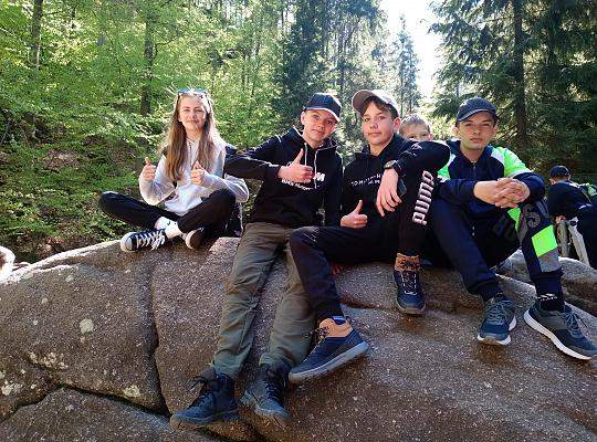 Grafika #15: Wycieczka szkolna – Karkonosze i Wrocław