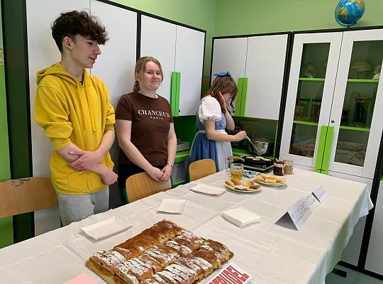 Grafika #3: POWITANIE WIOSNY