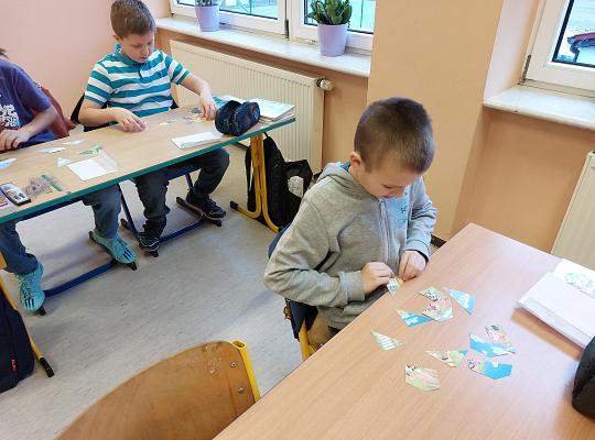 Grafika #6: Dzień Puzzli