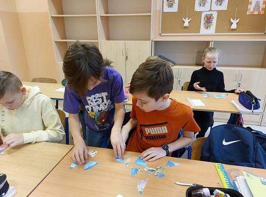Grafika #4: Dzień Puzzli
