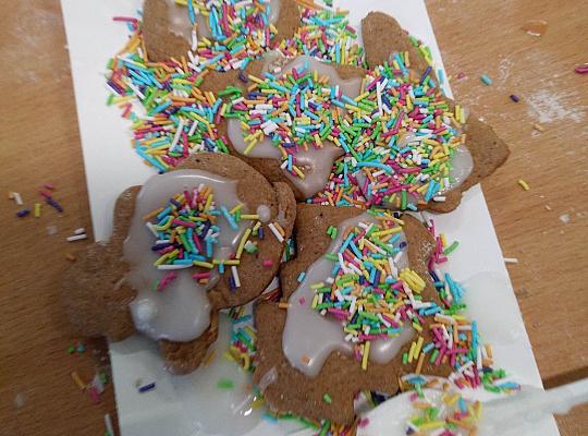 Grafika #1: Coraz bliżej święta.