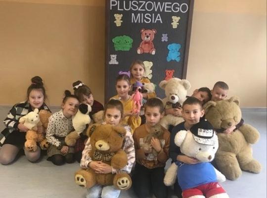 Grafika #1: DZIEŃ PLUSZOWEGO MISIA W KLASIE II