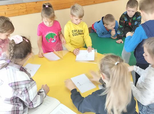 Grafika #0: Mała książka –wielki człowiek