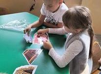 Grafika #0: Warsztaty biblioteczne pt. W bibliotece jest super