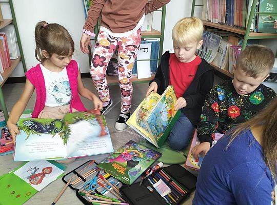 Grafika #1: W Bibliotece nie tylko czytamy