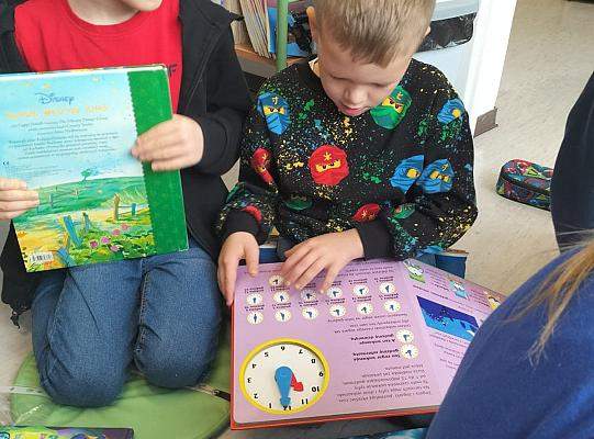 Grafika #2: W Bibliotece nie tylko czytamy