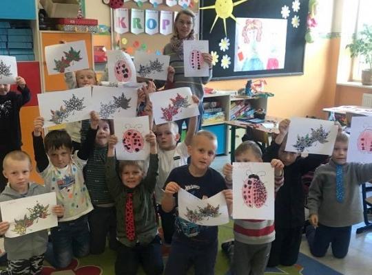 Grafika #3: Międzynarodowy Dzień Kropki