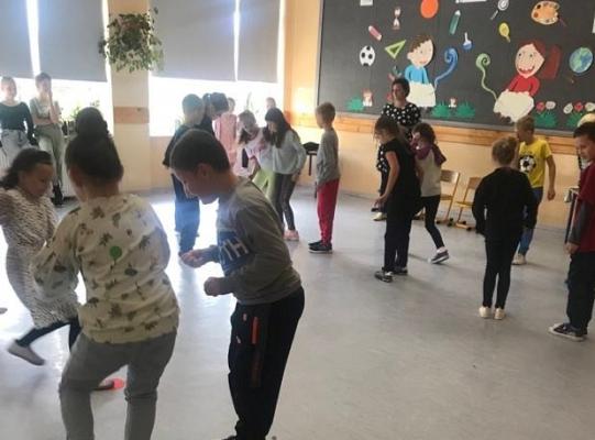 Grafika #5: Międzynarodowy Dzień Kropki