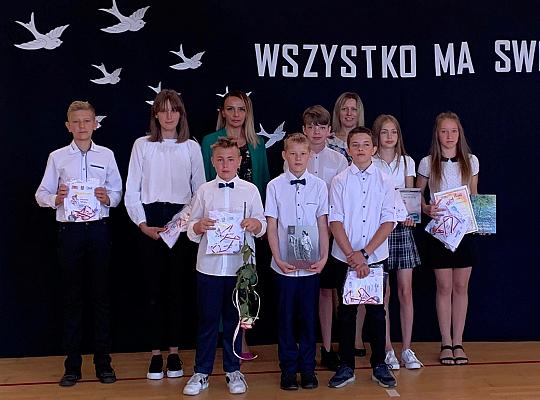 Grafika #4: ZAKOŃCZENIE ROKU SZKOLNEGO