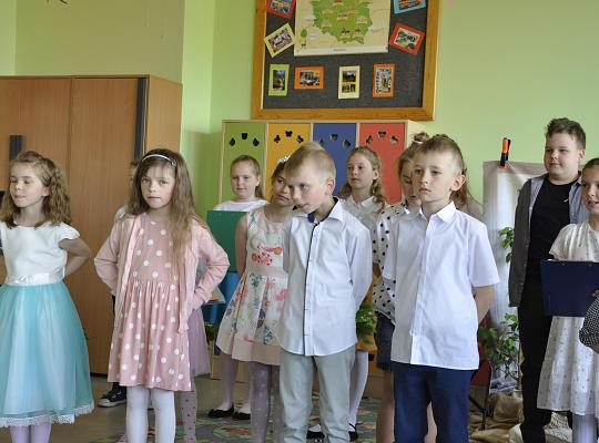 Grafika #3: Dzień Matki w klasie II