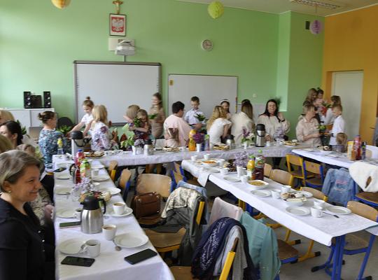 Grafika #5: Dzień Matki w klasie II