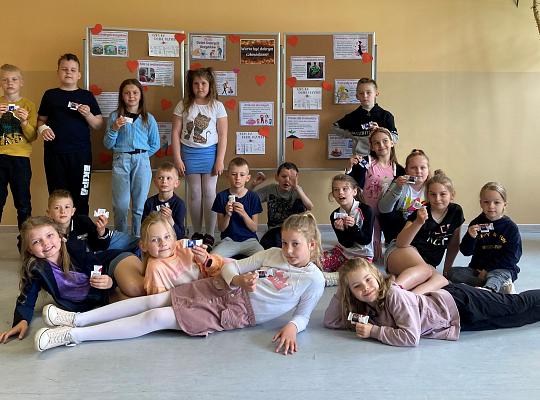 Grafika #1: Dzień Dobrych Uczynków