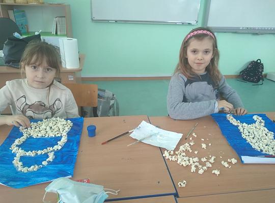 Grafika #0: Dzień popcornu