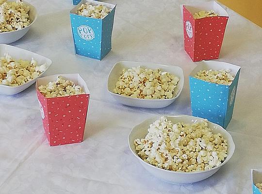 Grafika #4: Dzień popcornu