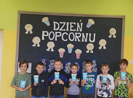 Grafika #7: Dzień popcornu