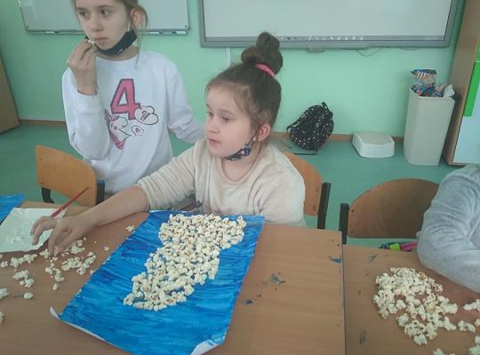 Grafika #9: Dzień popcornu