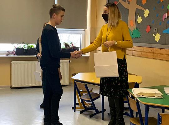 Grafika #1: Podsumowanie XII edycji konkursu literackiego Nadleśnictwa Strzebielino pt. ,,Las miejscem aktywnego spędzania wolnego czasu