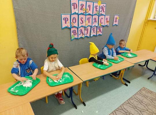 Grafika #4: Dzień Postaci z Bajek