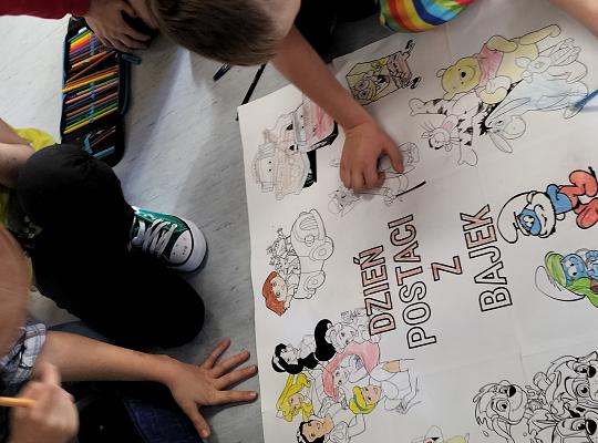 Grafika #11: MIĘDZYNARODOWY DZIEŃ POSTACI Z BAJEK