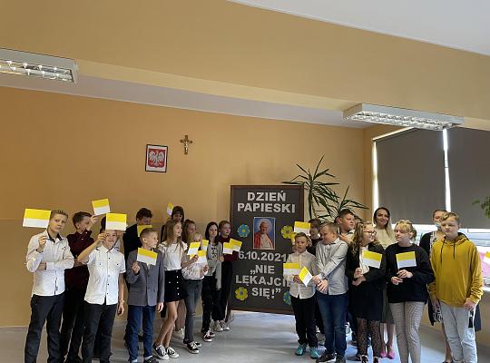 Grafika #0: XXI Dzień Papieski