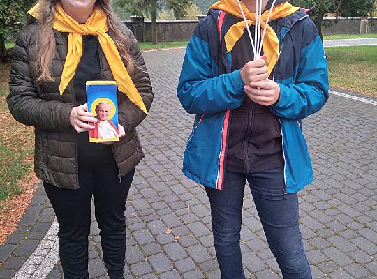 Grafika #5: XXII Dzień Papieski