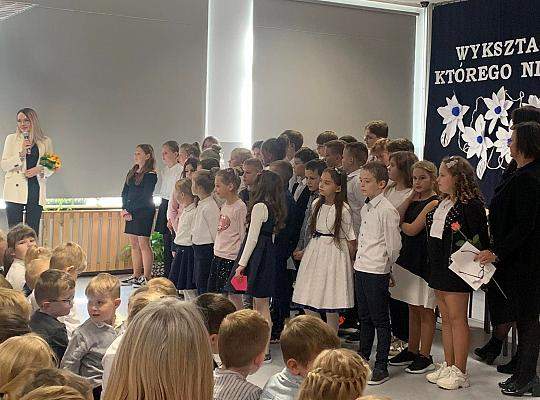 Grafika #2: Dzień Edukacji Narodowej