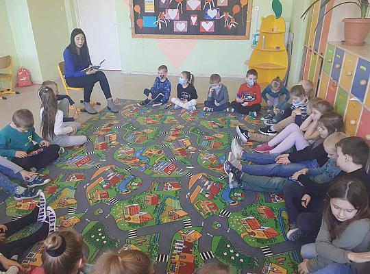 Grafika #3: Akcja czytelnicza pt. Przerwa na czytanie.