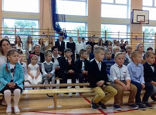 Grafika #2: Nowy rok szkolny 2017/2018