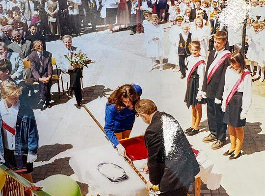 Otwarcie nowej szkoły podstawowej w Strzepczu