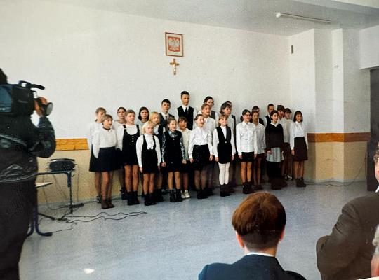 INTERNET W SZKOLE I NOWA PRACOWNIA KOMPUTEROWA